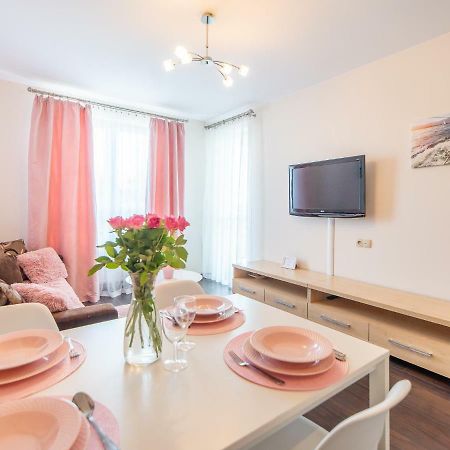 Apartamenty Prywatne W Hotelu Przy Plazy Diva Kołobrzeg Esterno foto
