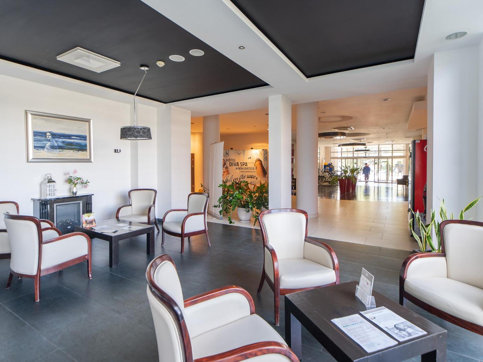 Apartamenty Prywatne W Hotelu Przy Plazy Diva Kołobrzeg Esterno foto